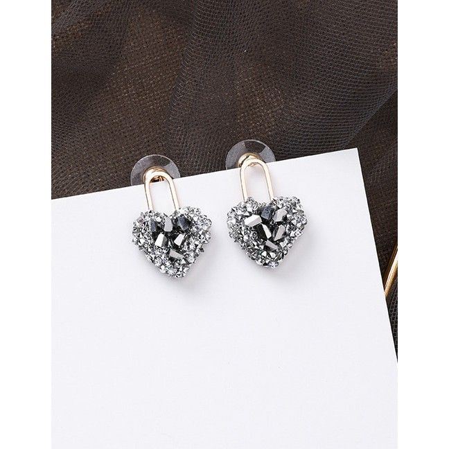 LRC Anting Tusuk Fashion Gun Black 925 Silver Needle Lock Broken Rhinestone Heart Stud Earrings D427