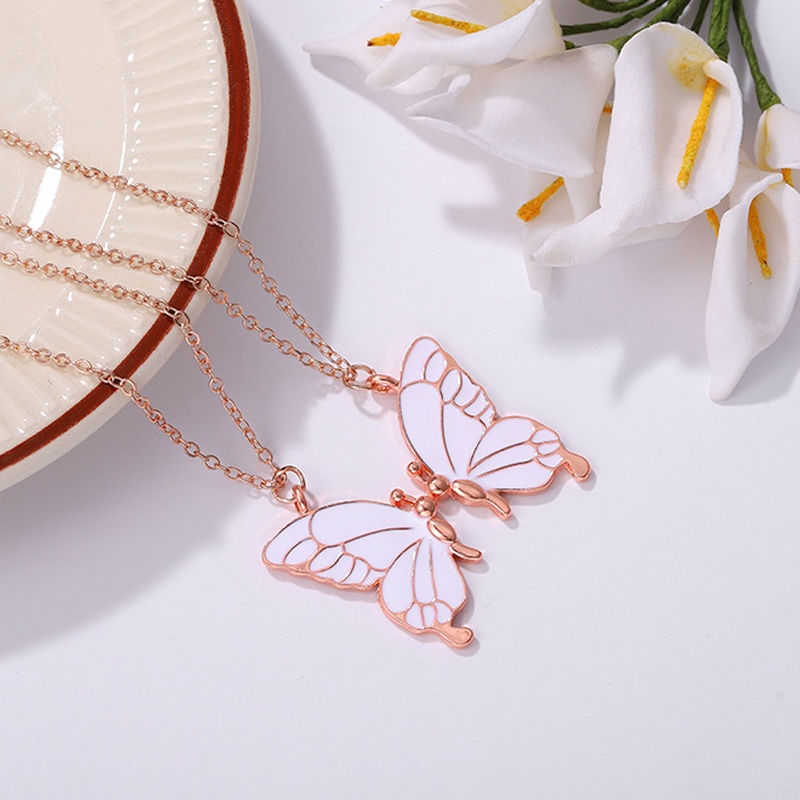 1 Pasang Kalung Rantai Choker Liontin Butterfly Warna Gold Silver Untuk Wanita