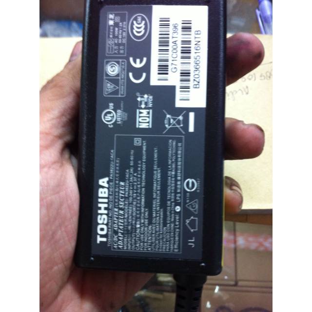 Charger Laptop Toshiba