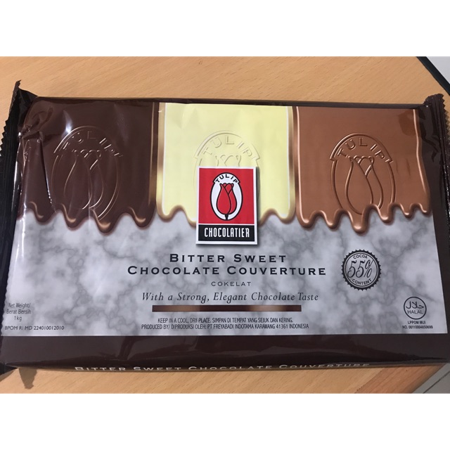 

Tulip Bittersweet Chocolate Couverture 1 kg (dark chocolate / cokelat hitam block)