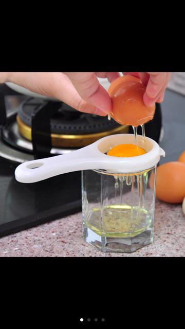 Peralatan Dapur: Holder Pemisah Saringan Putih Telur Bahan Plastik