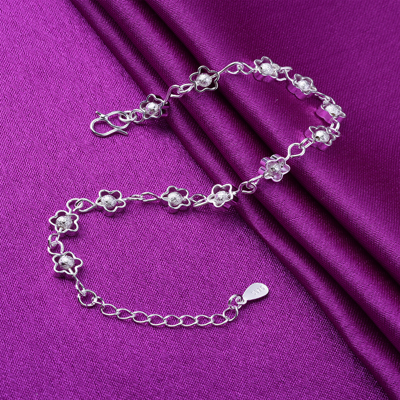 Gelang Tangan Silver Frosted Handmade Desain Bunga Plum Mekar Hollow Untuk Wanita