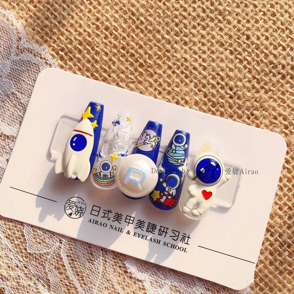 Agustinina Astronot Hiasan Kuku Kreatif Spaceman Bulan Semesta DIY Ornamen