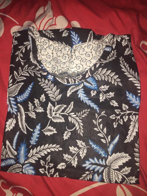 Atasan Blouse Batik Wanita Shinta