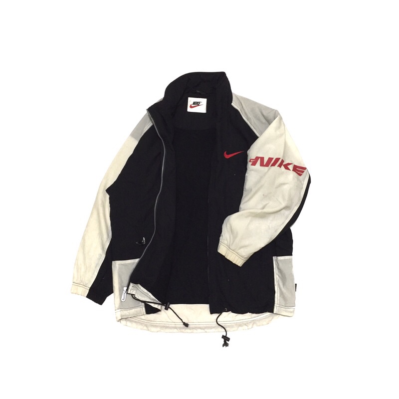 JACKET VINTAGE NIKE BEKAS SECOND PRELOVED BRANDED