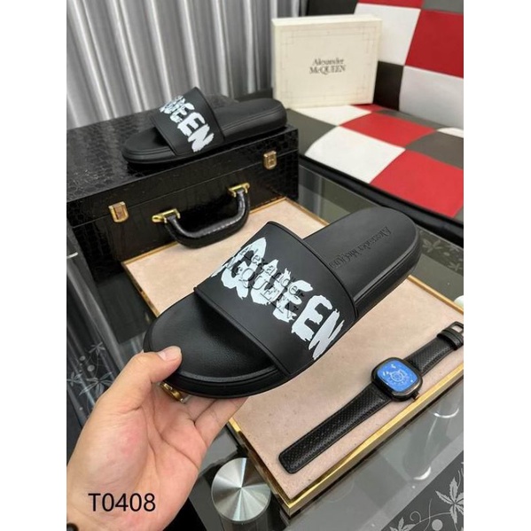 slipper pria mirror mcq