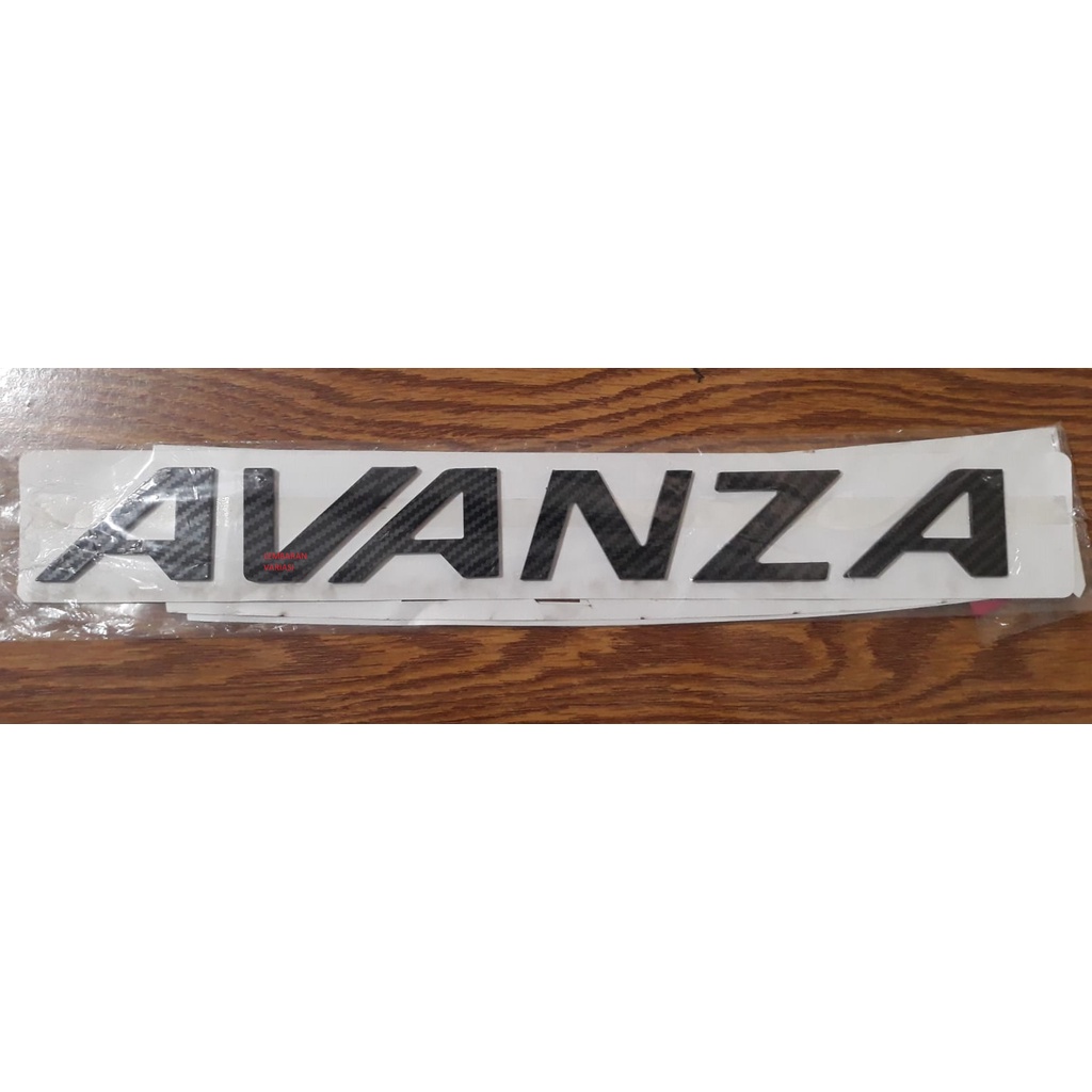 Emblem Kap Mesin Avanza Carbon