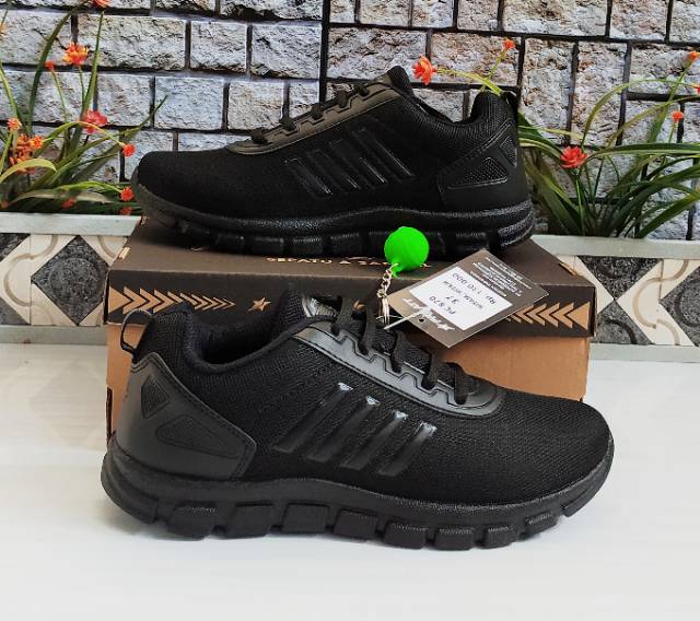 SEPATU SEKOLAH HITAM TALI PRO ATT FCM / PC 35-38 100% ORIGINAL