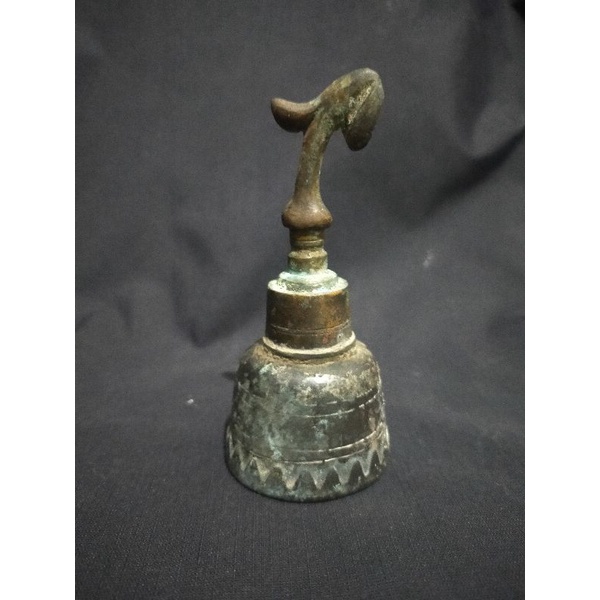 lonceng perunggu kuno