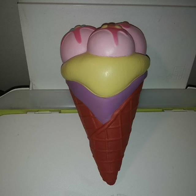 Squishy Jumbo KIIBRU ICE CREAM CONE