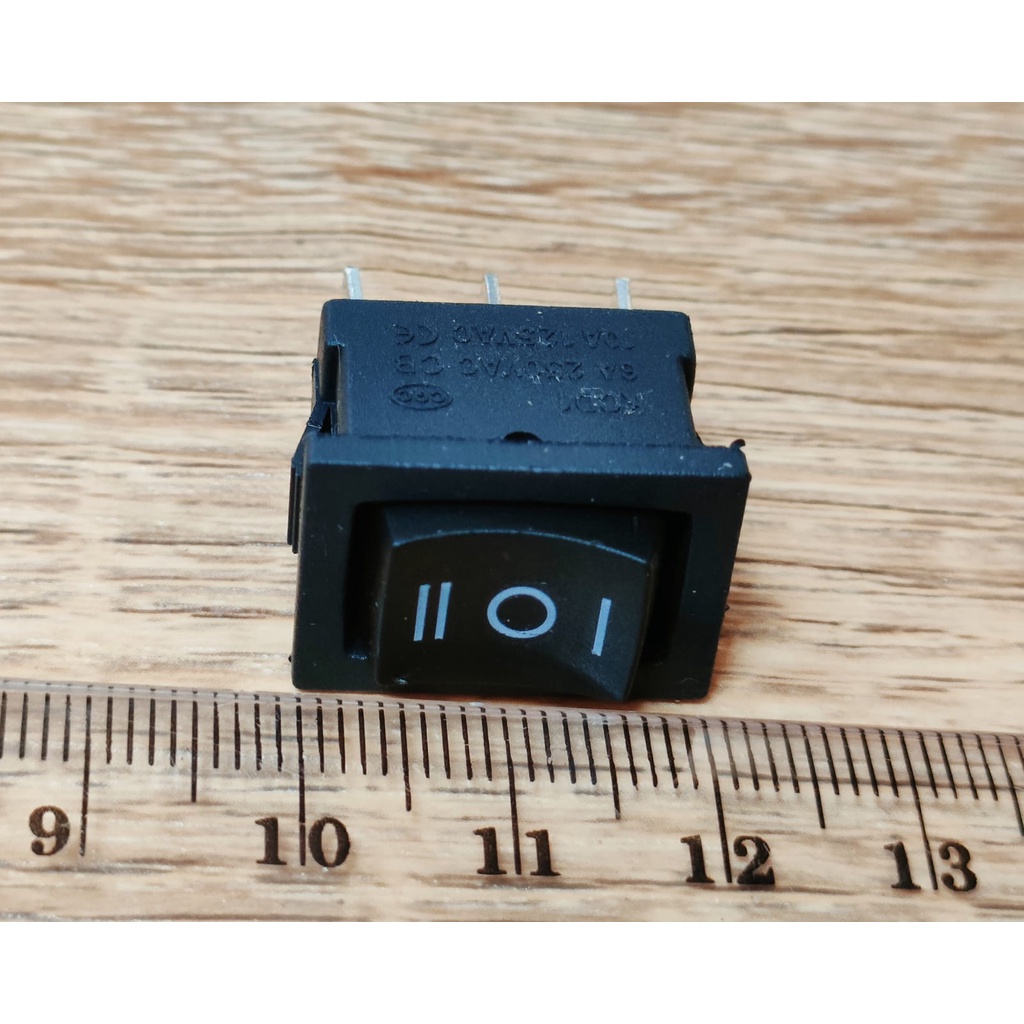 Rocker saklar switch on off on kecil 3 pin 3 kaki