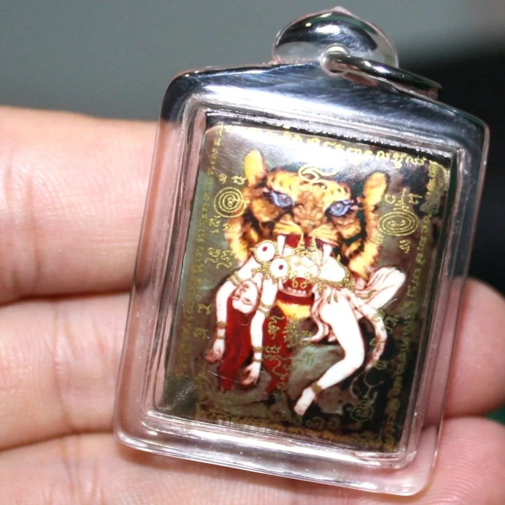 Casanova Tiger Locket, Ajahn O