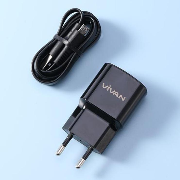 ₲ Charger Vivan VP01 3.1A Fast Charging び