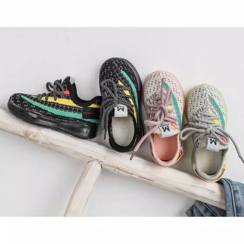 [SALE] Pennant Shoes - Sepatu Anak Perempuan