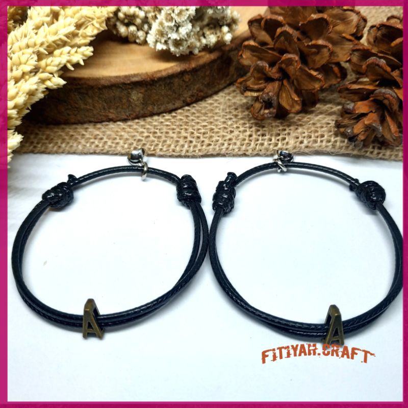 2 PCS / 1 PASANG GELANG COUPLE MAGNET INISIAL NAMA TALI KOREA 2 MM HITAM