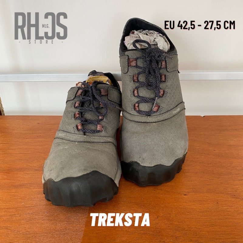 Sepatu Outdoor TREKSTA Second