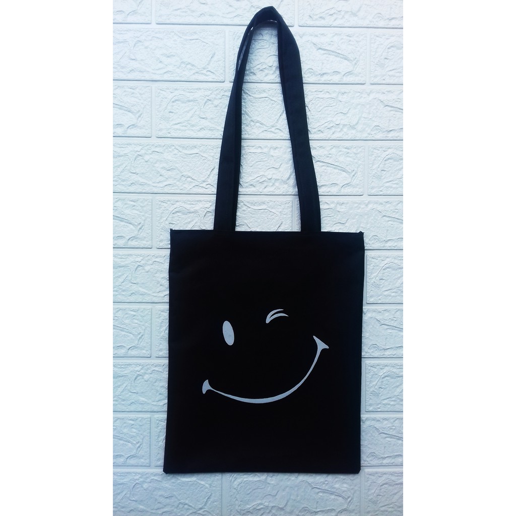 Totebag kanvas hitam putih murah (Dinier)