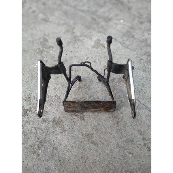 Pangkon Lampu Depan, Dudukan Lampu Depan Megapro Primus ORI