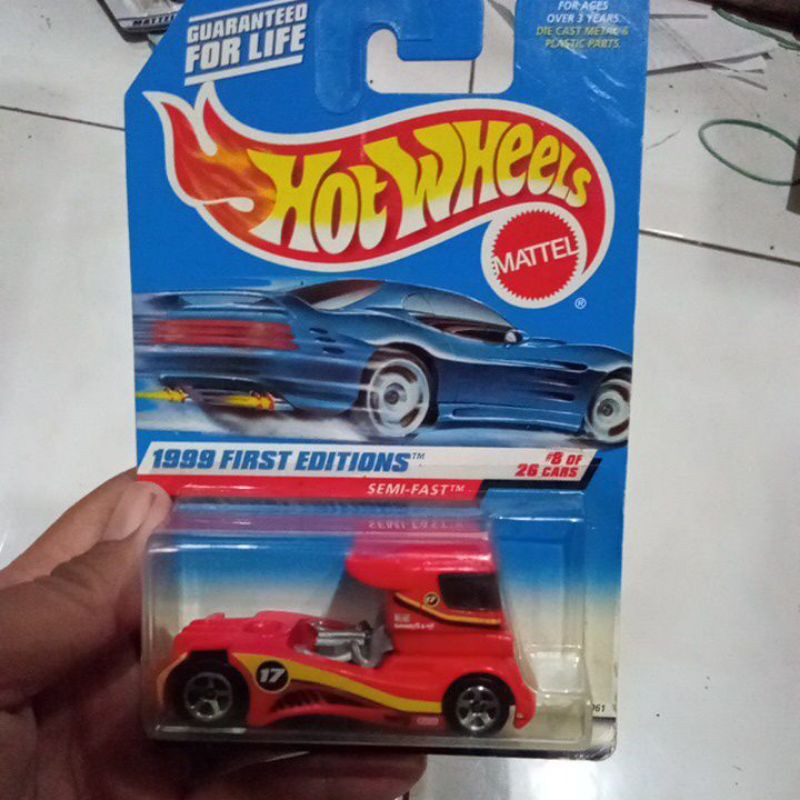 mainan mobil hotwheels kado semi fast merah bluecard murah laris semarang