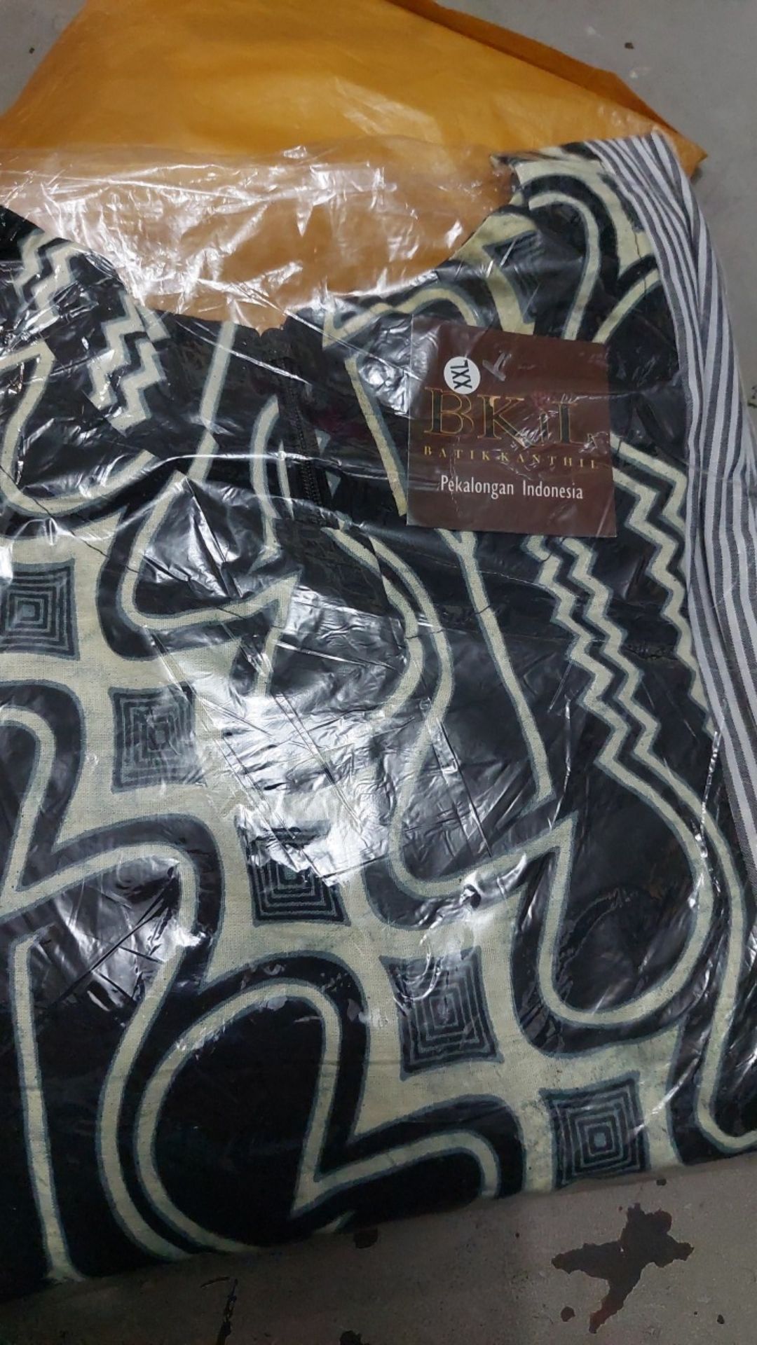 Maura Couple - Sania Ruffle Batik Couple Ori Ndoro Jowi Garansi Termurah Shopee - Batik Modern Solo
