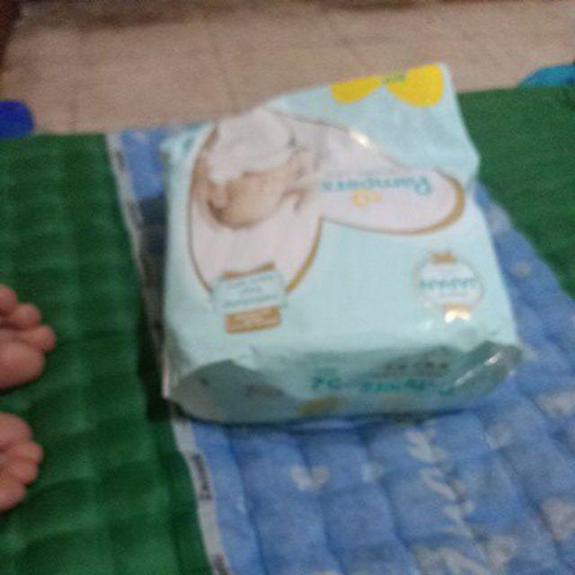 Pampers Premium Tape New Born NB52 / NB 52 Tipe Perekat