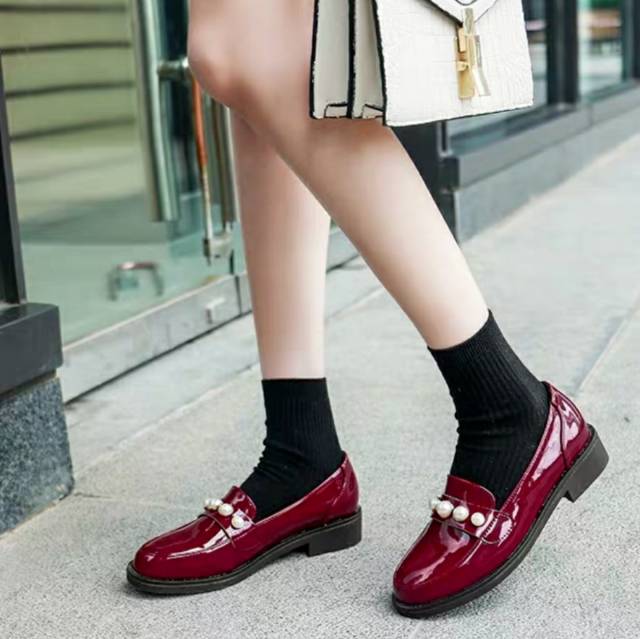 Sepatu Loafers Wanita Bahan Kulit Hias Mutiara Gaya Korea / Sepatu Docmart Wanita / Bisa Cod