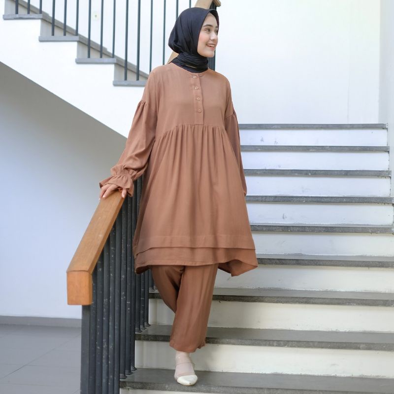 One Set Polos •Oneset Premium •Ivana Oneset •Oneset Kekinian •Baju Kerja •Baju OOTD •Baju Hijabers