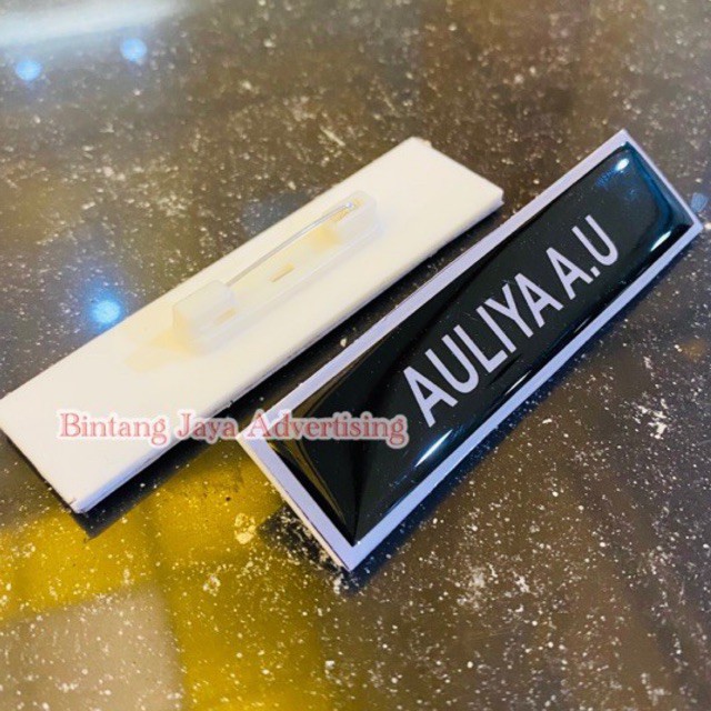 Name Tag 2cm x 8cm Tebal 2mm Akrilik Resin Name Tag Custom Nama Dada Peniti Custom desain suka-suka