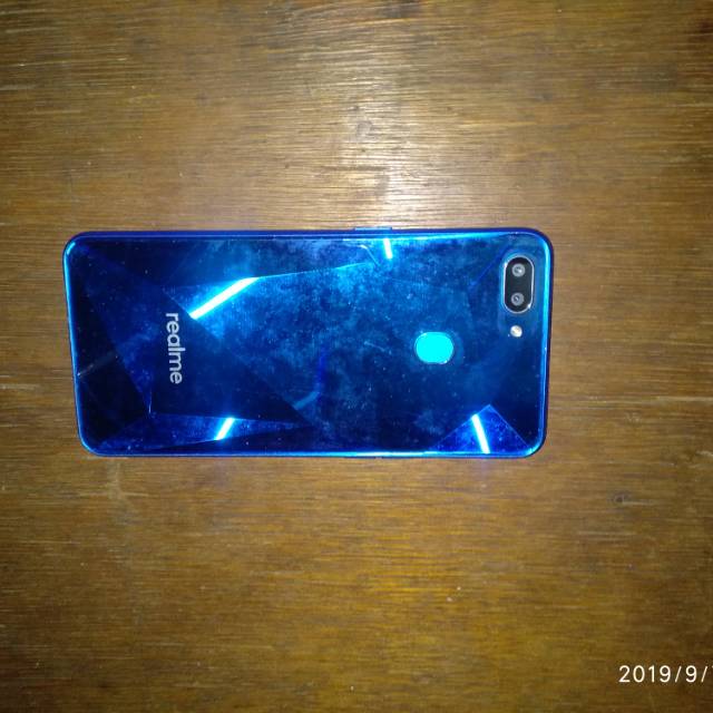 Hp Realme 3 4/64GB fullset brang mulus no minus