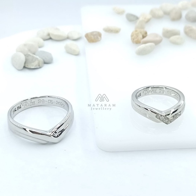 Cincin Kawin Couple Platinum & Emas Putih PL10 - Bebas Request Model Cincin Custom - Free Ukir Nama 
