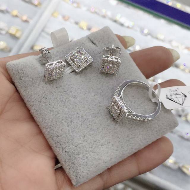 1 Set Perhiasan Kekinian Import Bangkok