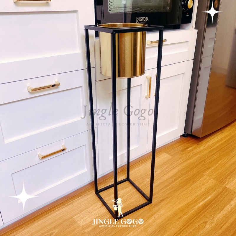 Standing Pot Emas Vas Besi Gold Hiasan Rak Tanaman Pojok Ruangan Dekorasi Rumah Aesthetic Standing F