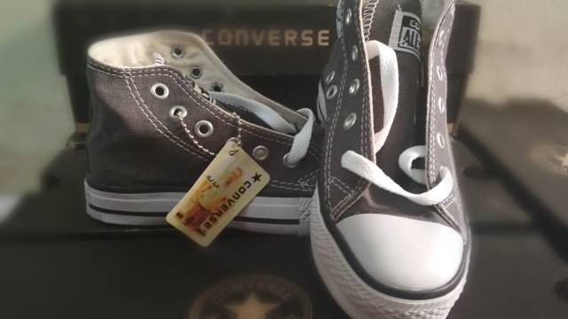 Sepatu Converse Anak Model Tinggi / Sepatu Allstar Anak Abu / Sepatu Sekolah Anak / Sepatu Casual Anak