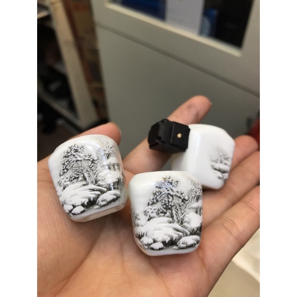 cepuk keramik cungko kotak untuk pleci auri dll