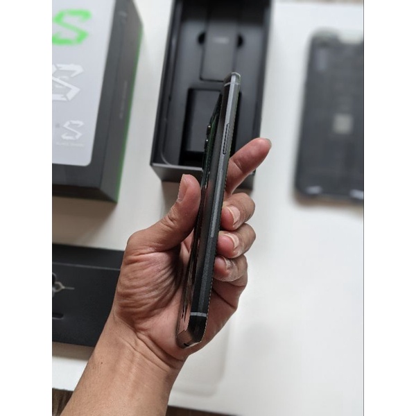 black shark 2 pro 12/256gb