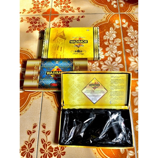 BOX KARDUS SARUNG WADIMOR (hanya box saja)