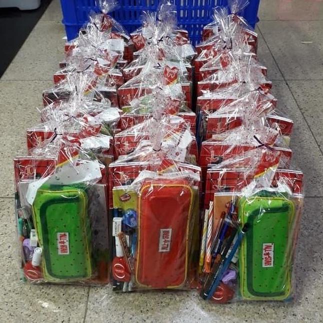 

PAKET ALAT TULIS LENGKAP / PAKET ALAT TULIS SEKOLAH