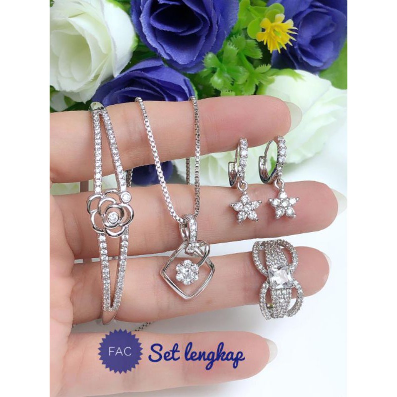 [xuping] paket perhiasan xuping set bangle mawar putih silver mata berlian putih 220121