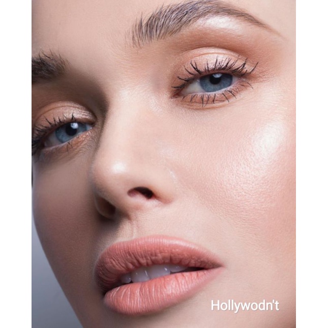 MINI MAC LIPSTICK A HINT OF HOLLYWOOD