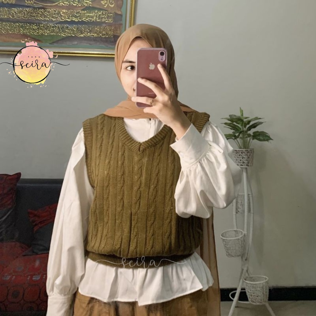 [BISA COD] Vest Cable Rajut / Honey Vest / Rompi Rajut Tali / Rompi Korea Trendy / Rompi Rajut Wanita / Rompi Rajut Tali Kepang / Vest Rompi Cable / Rajut Tebal Outerwear