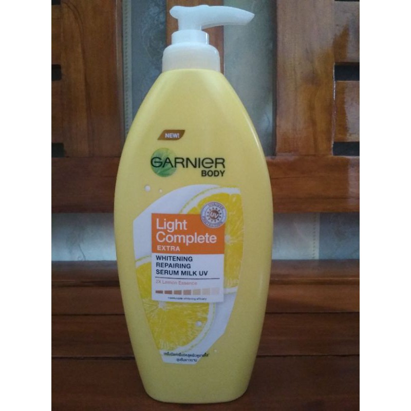 Garnier body serum light complete lemon essence pump 400ml