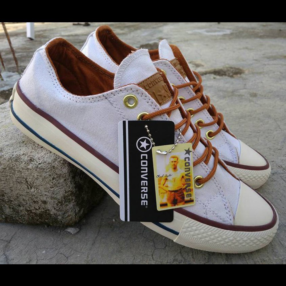 Sepatu Sneakers Casual All Star Converse Tali Premium PriaWanita + Dus - Premium Pendek Putih