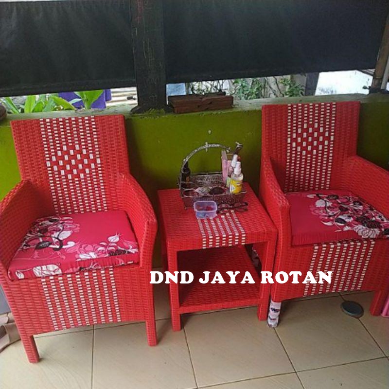 KURSI TERAS HAWAI ROTAN SINTETIS