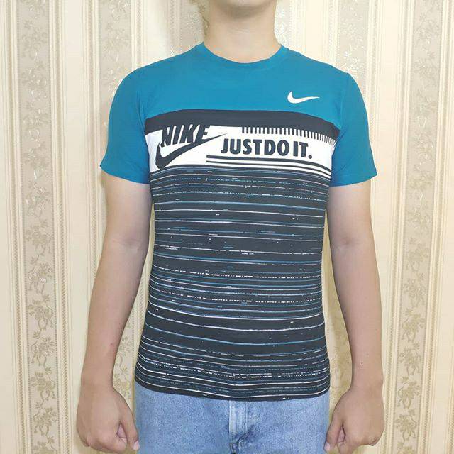 NIKE STRIPE SHIRT