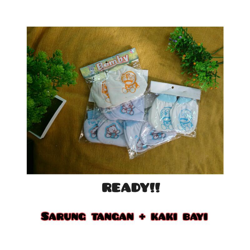 kaos kaki dan kaos tangan bayi set