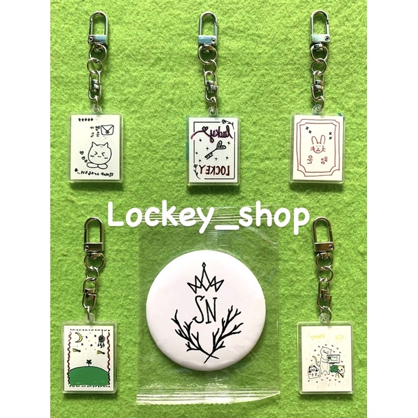 Keyring & Hand Miror Exclusive Benefit Makestar Secret Number Doomchita