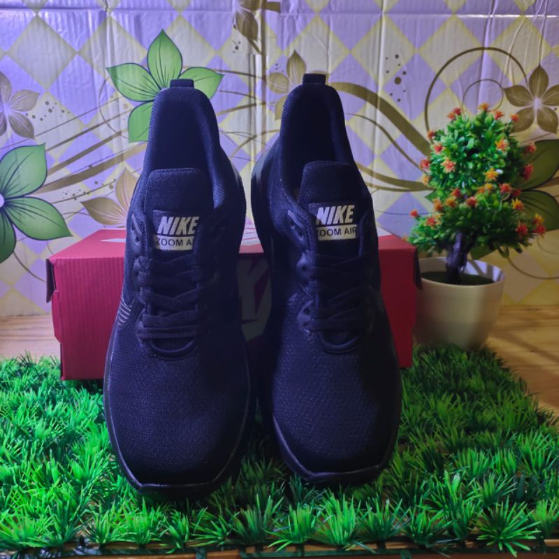 Sepatu Nike Zoom Sepatu Sekolah Hitam Polos Terbaru