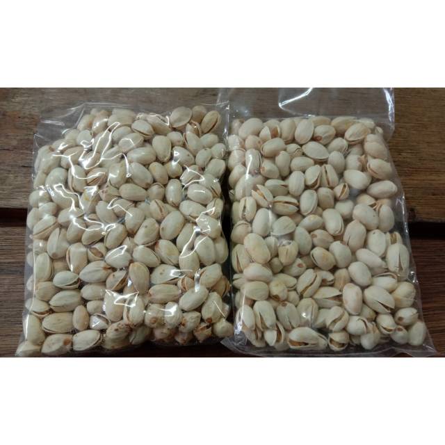 

Kacang pistachio