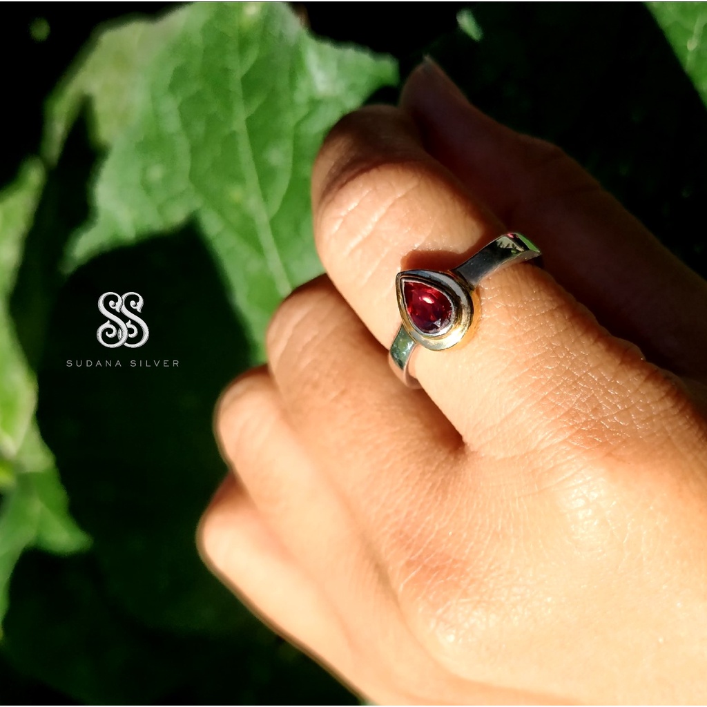 Cincin Garnet Silver 925 Gold Plated Bali
