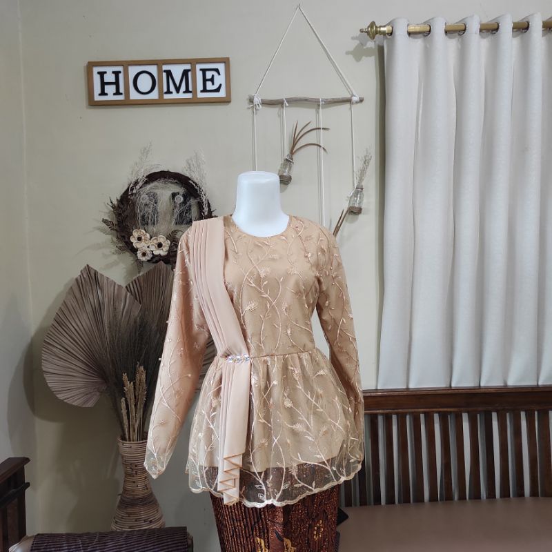 KEBAYA SELENDANG LAMARAN, WISUDA, DOMAS, BRIDESMAID (ATASAN SAJA)-Gold motif 3